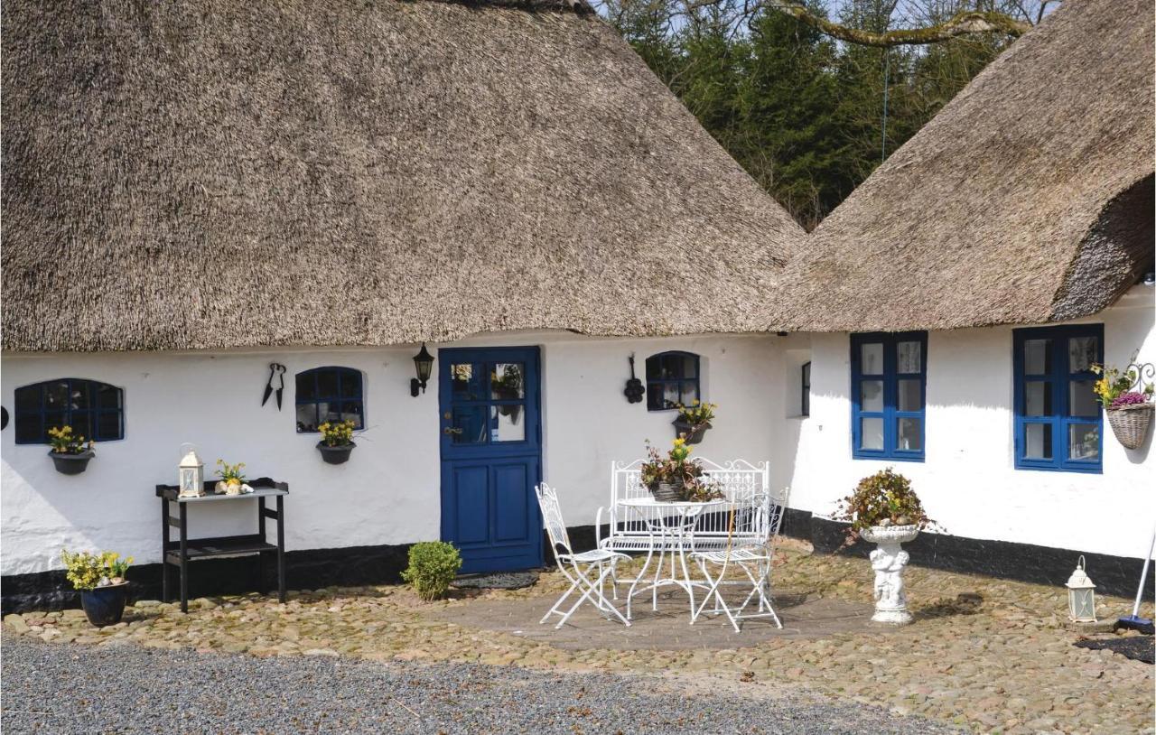 Lovely Home In Give With House A Panoramic View Eksteriør billede